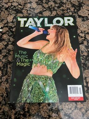 Taylor Swift The Music & The Magic Magazine